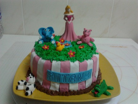 Tarta cumpleaños Bella durmiente